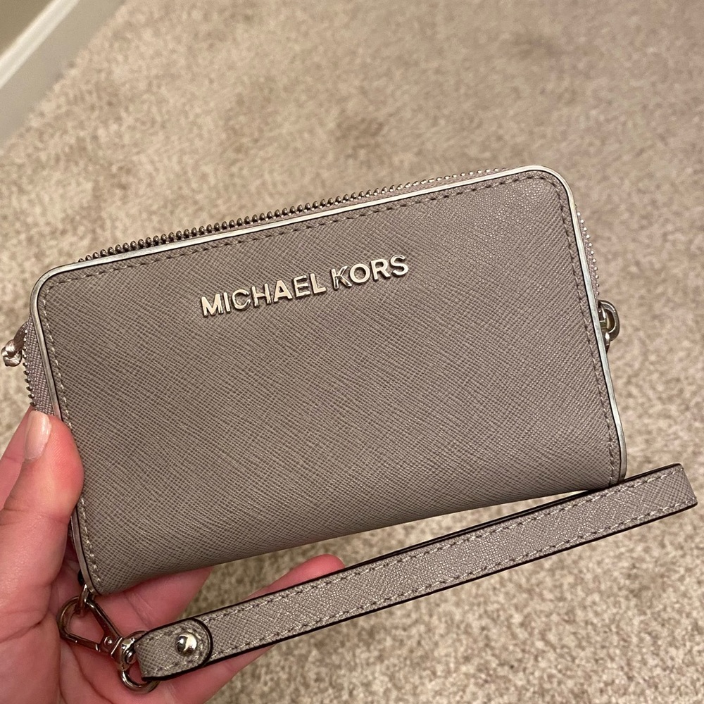 Michael Kors large leather wristlet
